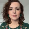 Eleganckie kolczyki sutasz w odcieniu butelkowej zieleni z kryształkami, idealne na wieczór lub wesele.