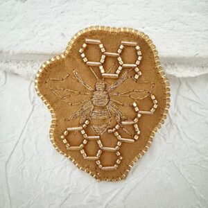 broszka plaster miodu